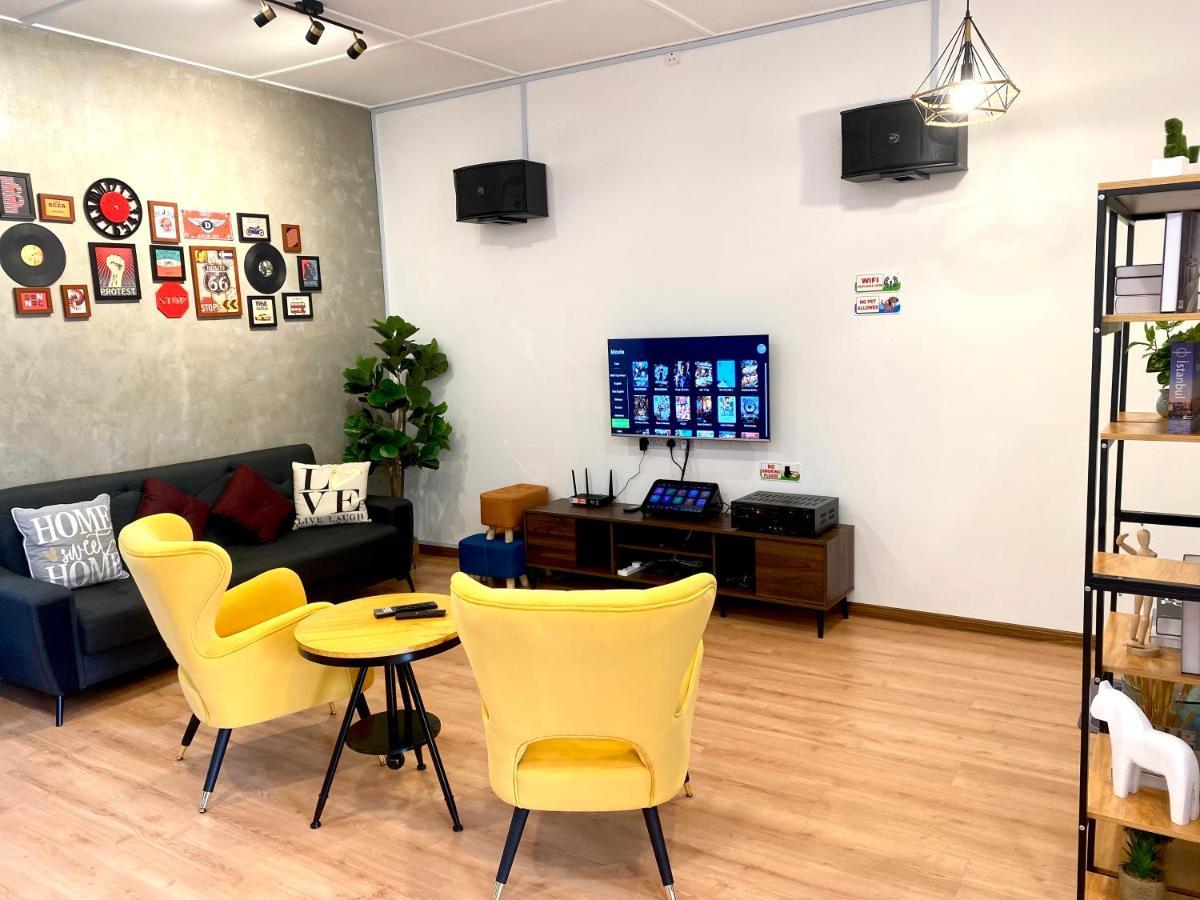 Comfy 3-Bedrooms With Family Karaoke Max-10Pax อิโปห์ ภายนอก รูปภาพ